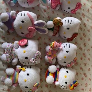 Hello Kitty Plushy